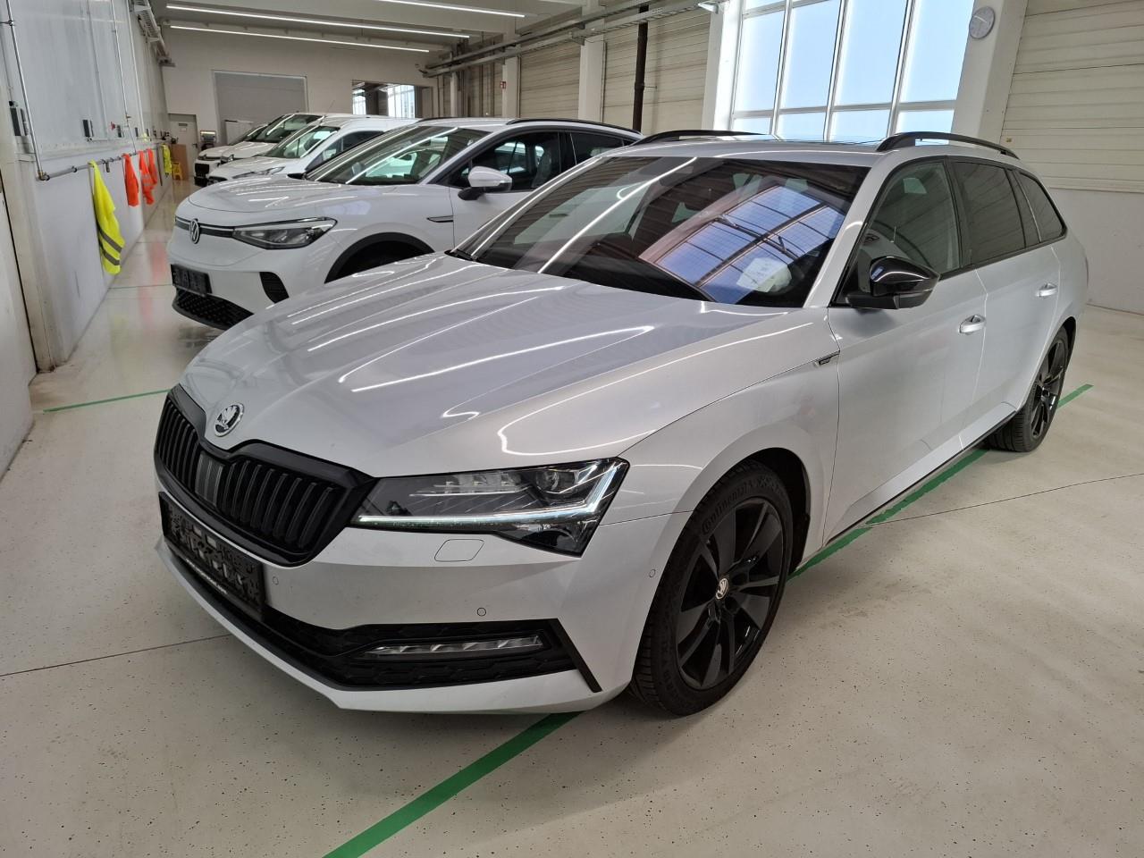 Skoda SUPERB Combi 2,0 TDI Sportline 4x4 DSG 147KW