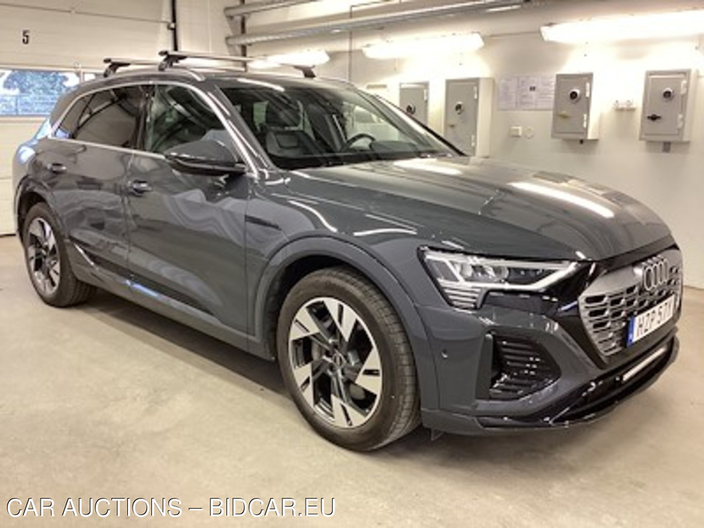 Audi Q8 e-tron 55 e-tron quattro S-line Drag