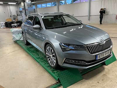 Skoda Superb Combi 1.4 TSI iV Business Edition Style Drag Paket, L&amp;K
