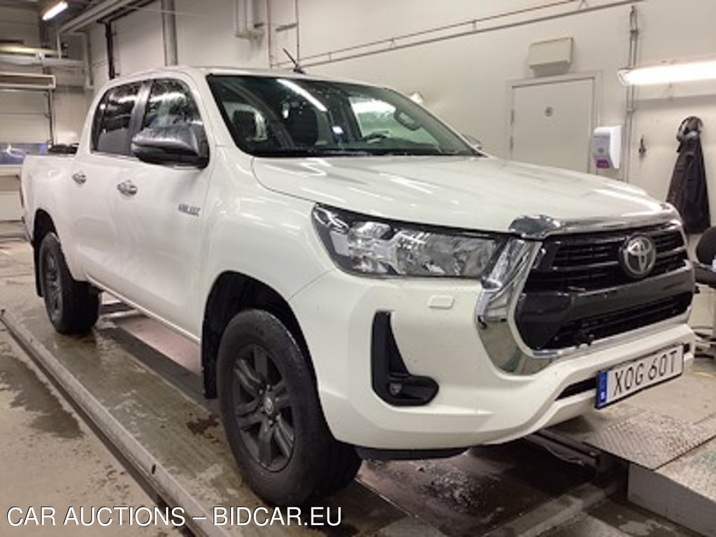 Toyota Hilux DH 2.4 150 AWD Aut Hero Drag Defa Varmare