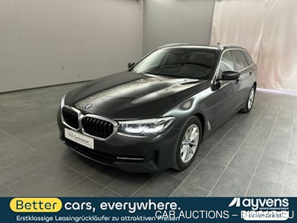 BMW 5er BMW 520d Touring Aut. Kombi, 5-turig, Automatik, 8-Gang