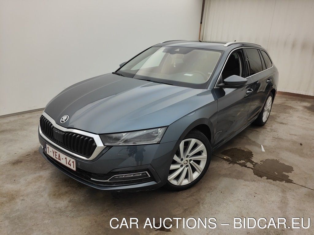 Skoda Octavia-combi-6 COMBI 2.0 CRTDI 110KW DSG7 STYLE 5D, 2020