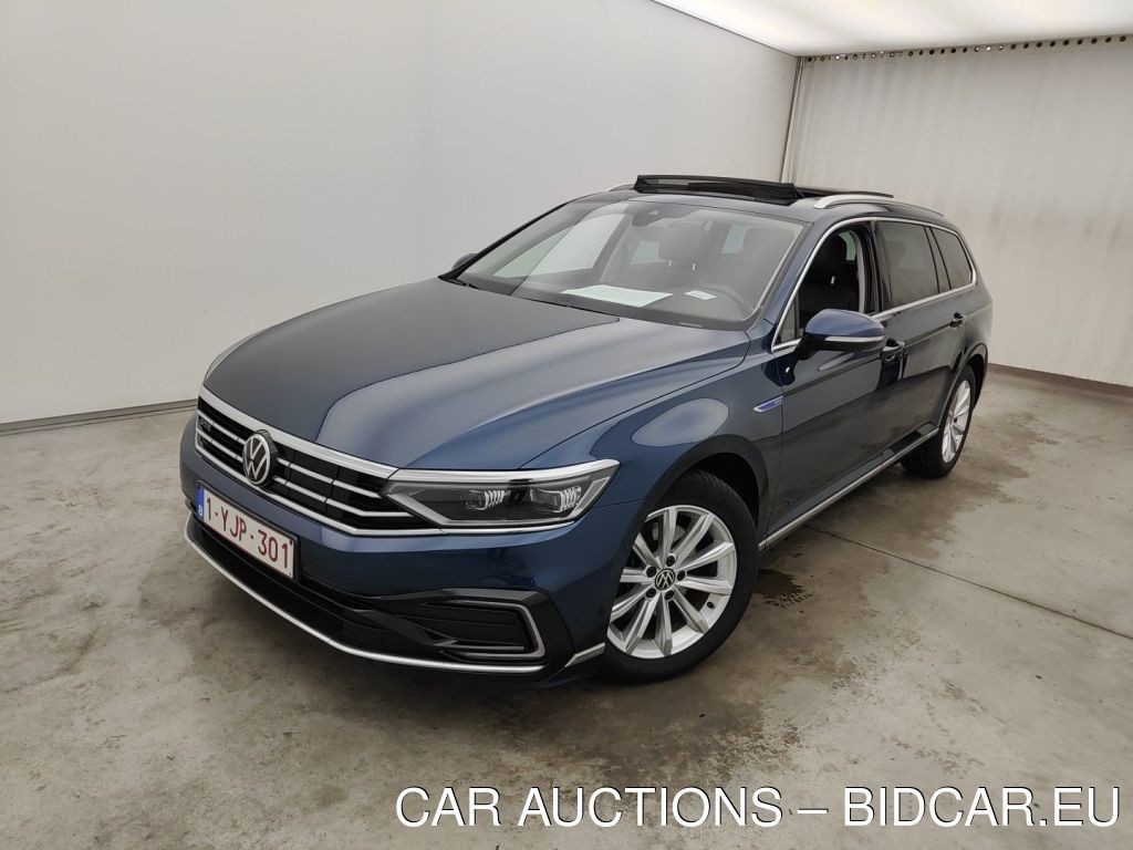 Volkswagen Passat-variant- VARIANT 1.4 TSI DSG6 GTE BUSINESS 5D, 2020