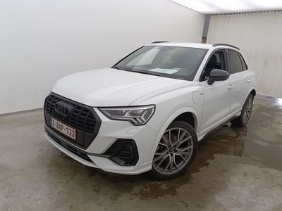 Audi Q3-f3b 45 TFSI E S TRONIC S LINE 5D, 2022