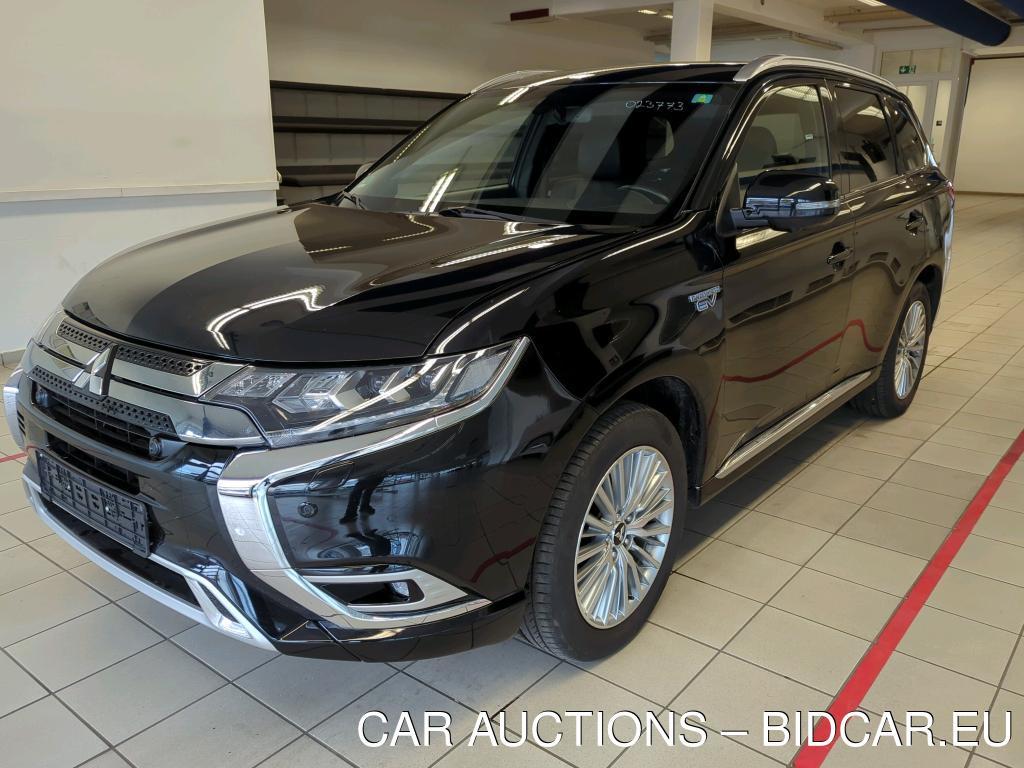 Mitsubishi Outlander 2.4 4WD PLUG-IN HYBRID Plus, 2019