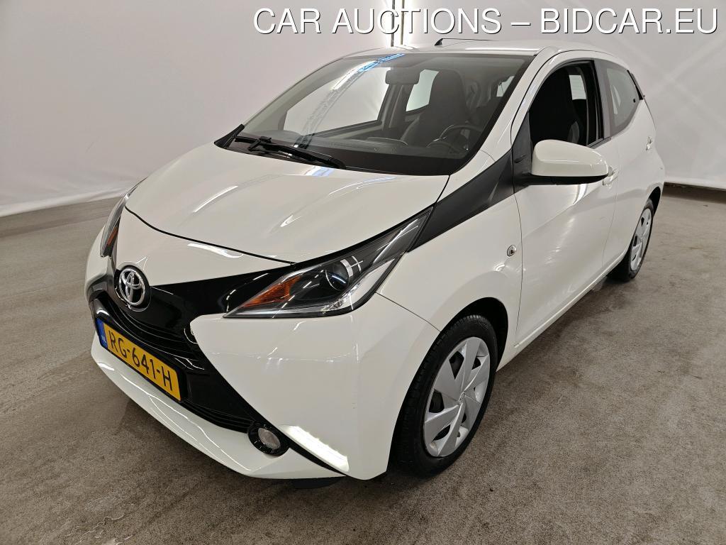 Toyota Aygo 1.0 VVT-I X-PLAY, 2017