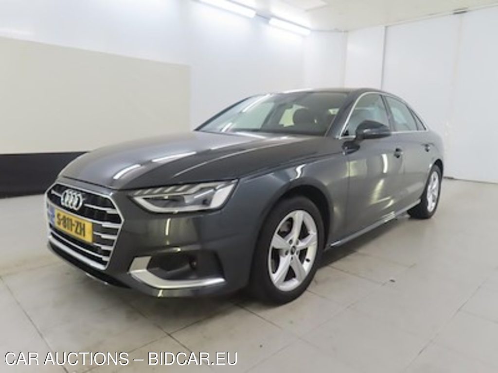 Audi A4 limousine 35 TFSI S tronic Advanced Edition 4d