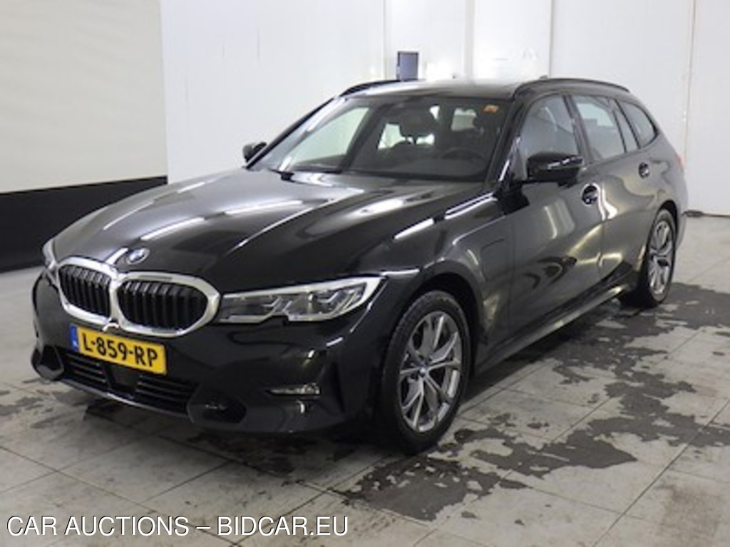 BMW 3-serie touring 320e Business Edition Plus Sport Line