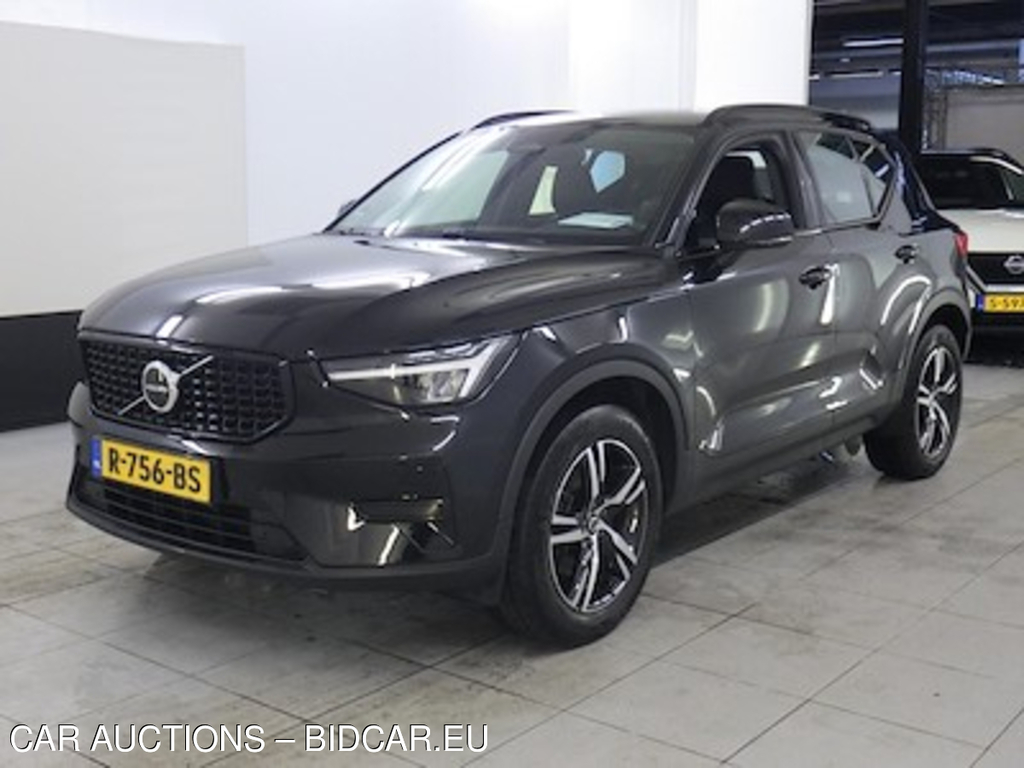Volvo XC40 B3 automaat Plus - Dark