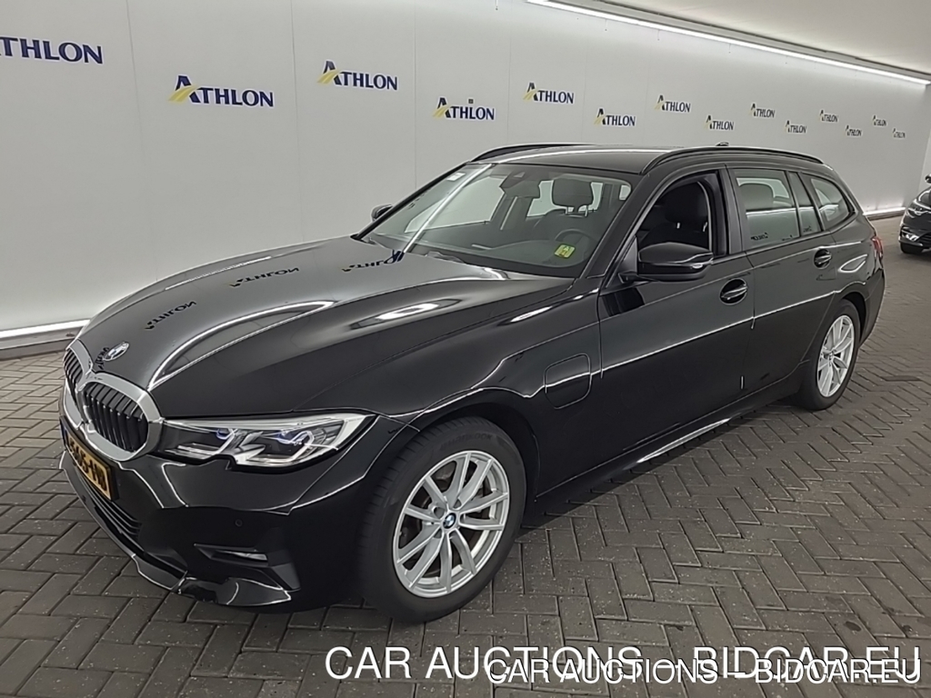 BMW 3 SERIE TOURING 320E 5D 150KW, 2021