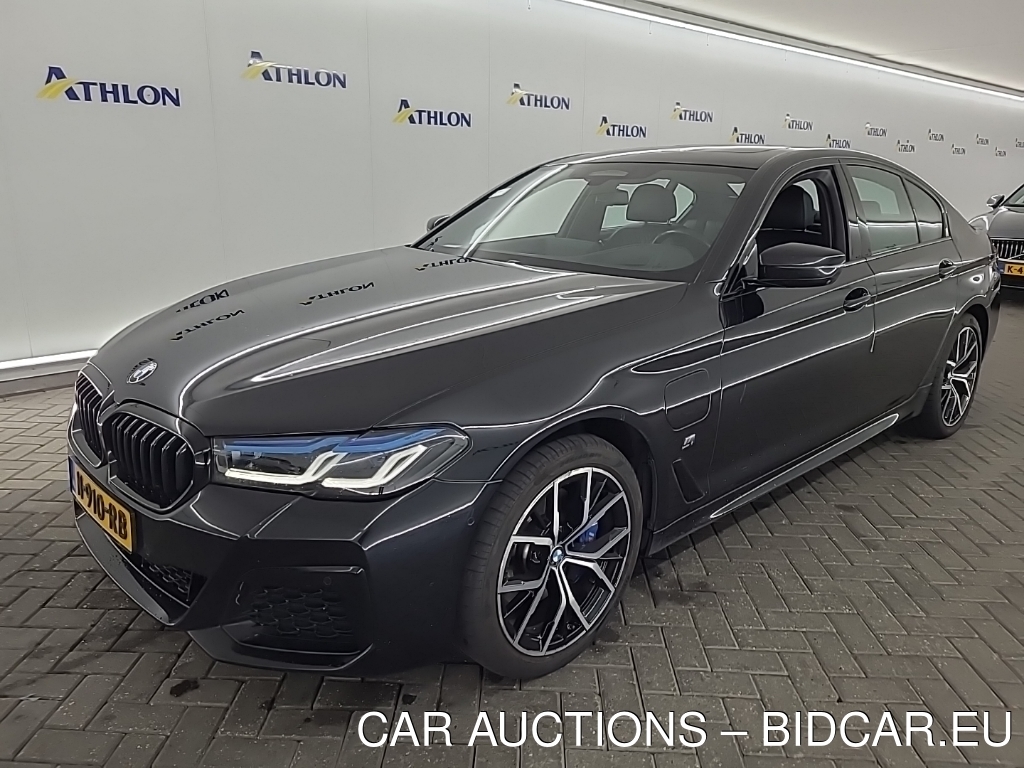 BMW 5 SERIE SEDAN 530E BUSINESS EDITION PLUS 4D 215KW, 2021