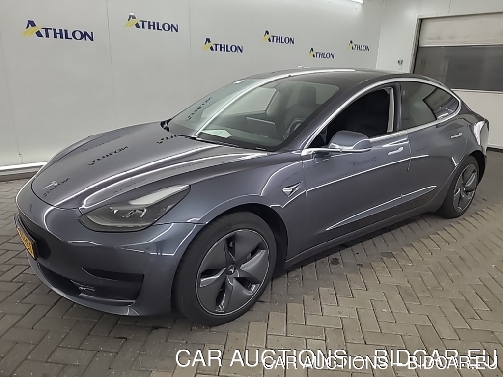 Tesla Model 3 STANDARD RANGE PLUS RWD 4D 225KW, 2020