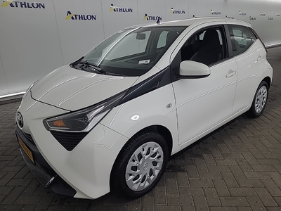 Toyota Aygo 1.0 VVT-I X-PLAY 5D 53KW, 2021