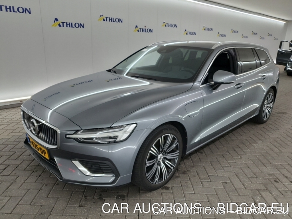 Volvo V60 RECHARGE T6 AWD AUTOMAAT BUSS PRO 5D 251KW, 2020