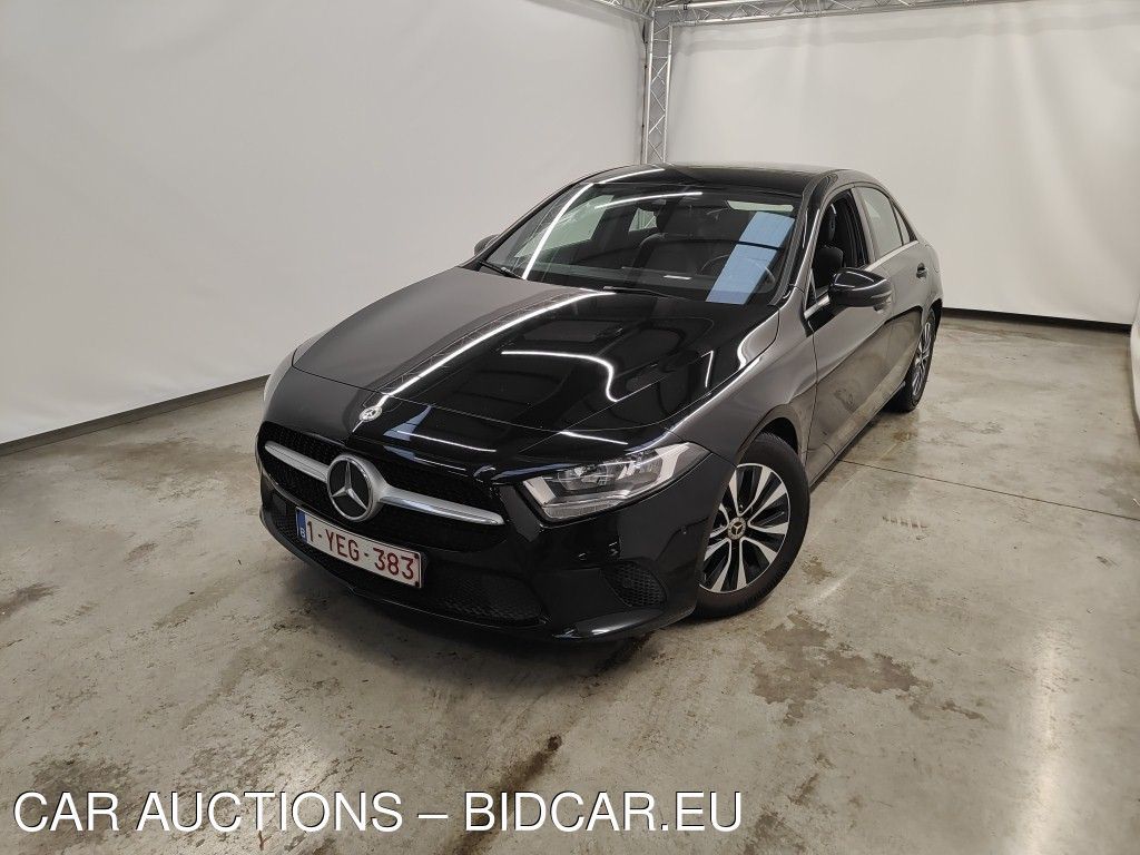 Mercedes A-klasse-lim-17 LIMOUSINE A 180 D DCT BUSINESS SOLUTION 4D, 2020