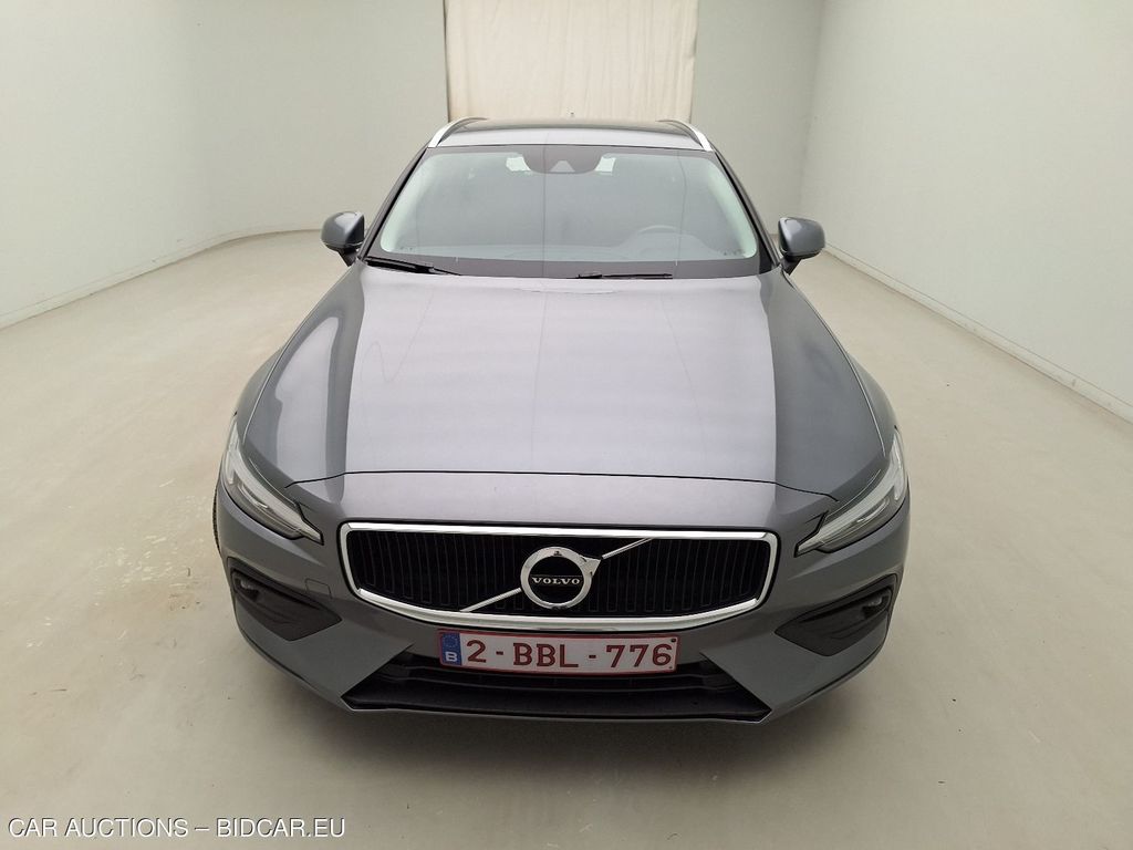 Volvo V60kombi 18. VOLVO V60 D3 GEARTRONIC MOMENTUM PRO 5D, 2021