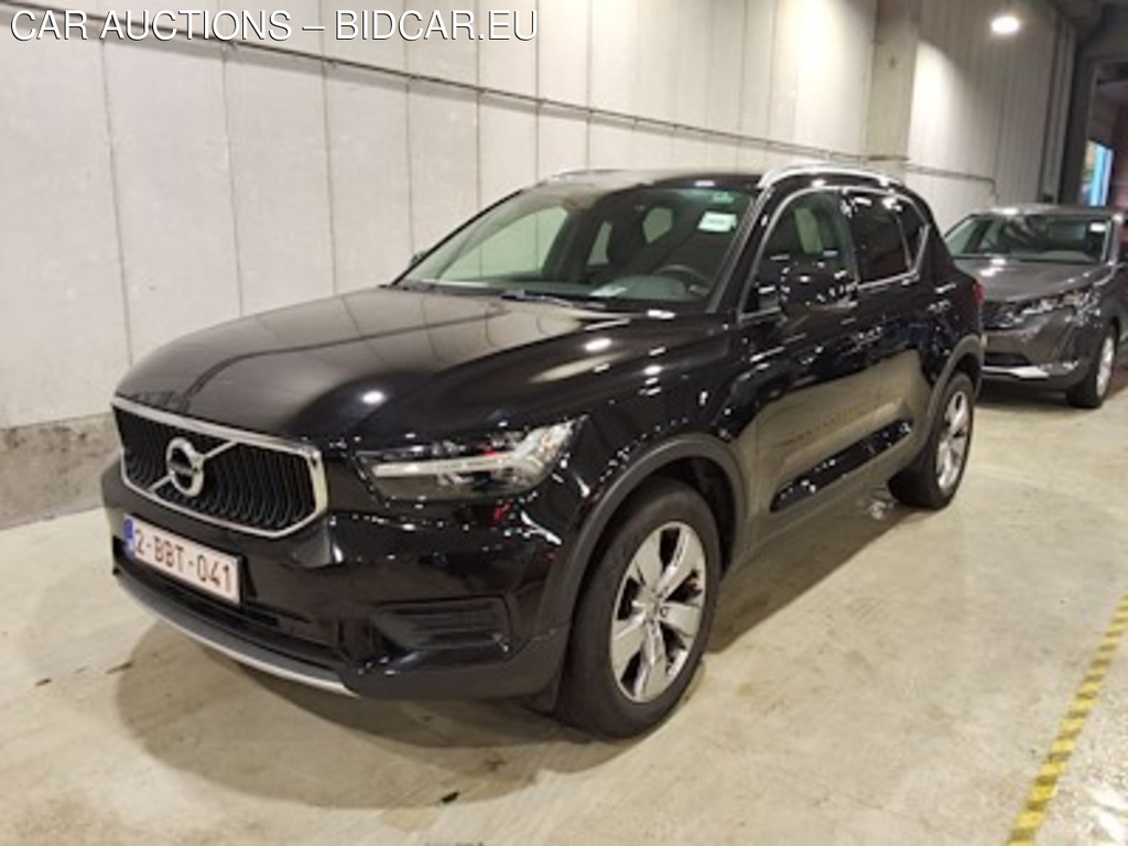 Volvo XC40 1.5 T2 MOMENTUM PRO