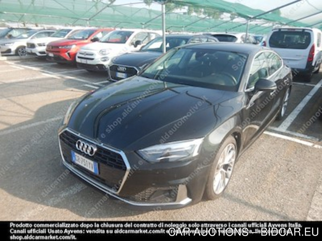 Audi A5 40 tfsi business advanced -