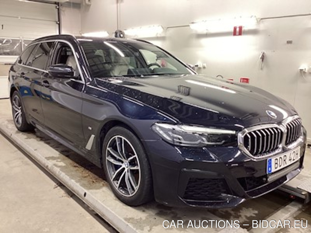 BMW 5-serie 530e Xdrive touring, M-sport