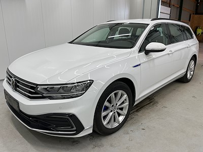 Volkswagen PASSAT 1.4 Tsi Gte High Plug-In Hybrid Dsg Var UA!