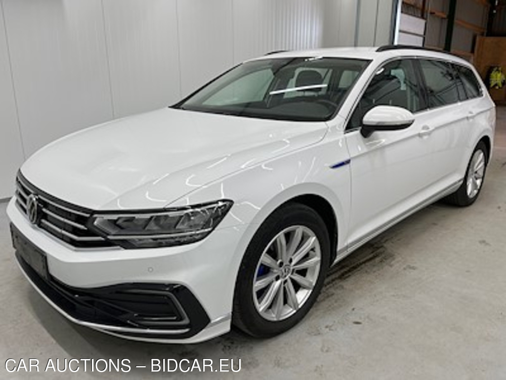 Volkswagen PASSAT 1.4 Tsi Gte High Plug-In Hybrid Dsg Var UA!
