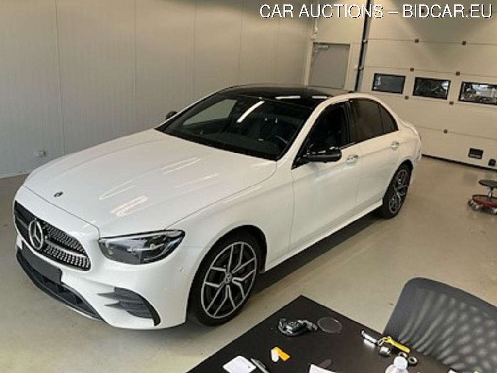 Mercedes-Benz E-CLASS E 300 E Business Amg Auto UA!