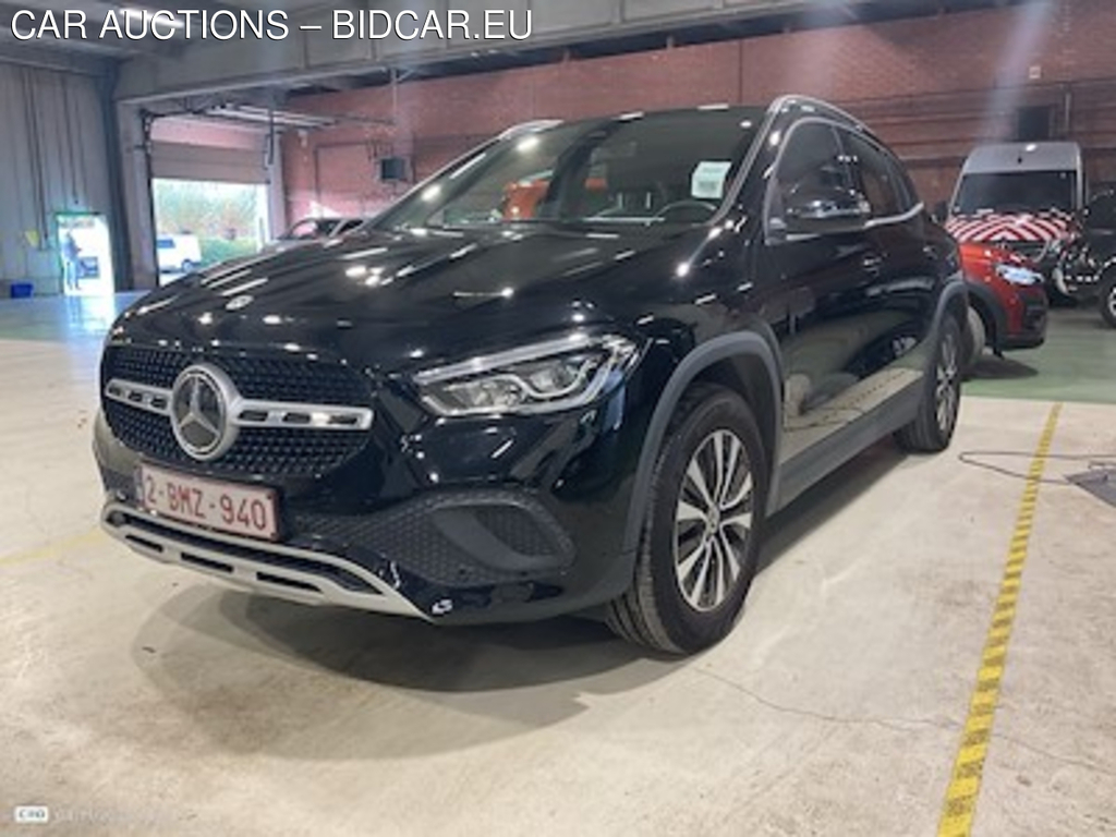 Mercedes-Benz GLA 2.0 GLA 200 D DCT BUSINESS SOLUTION