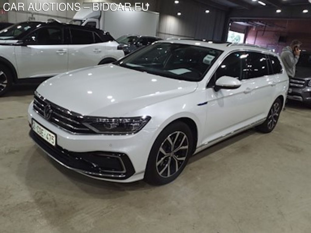 Volkswagen Passat variant 1.4 TSI MSQ VARIANT GTE BUSINESS