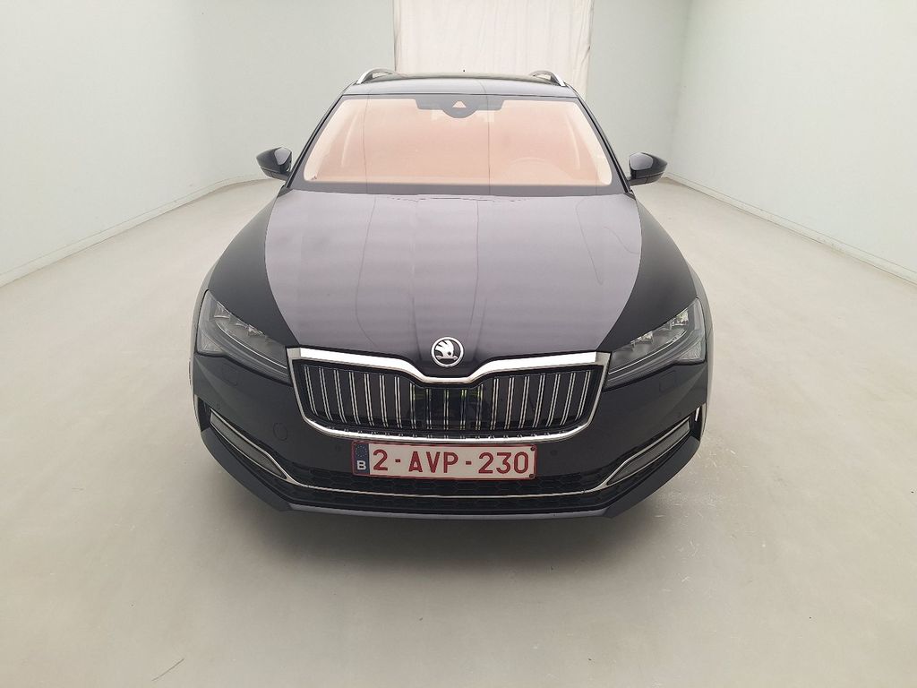 Skoda Superbcombi-3v5 C FL19 PHEV. SKODA SUPERB COMBI 1.4 TSI IV 160KW DSG6 CLEVER+ 5, 2021