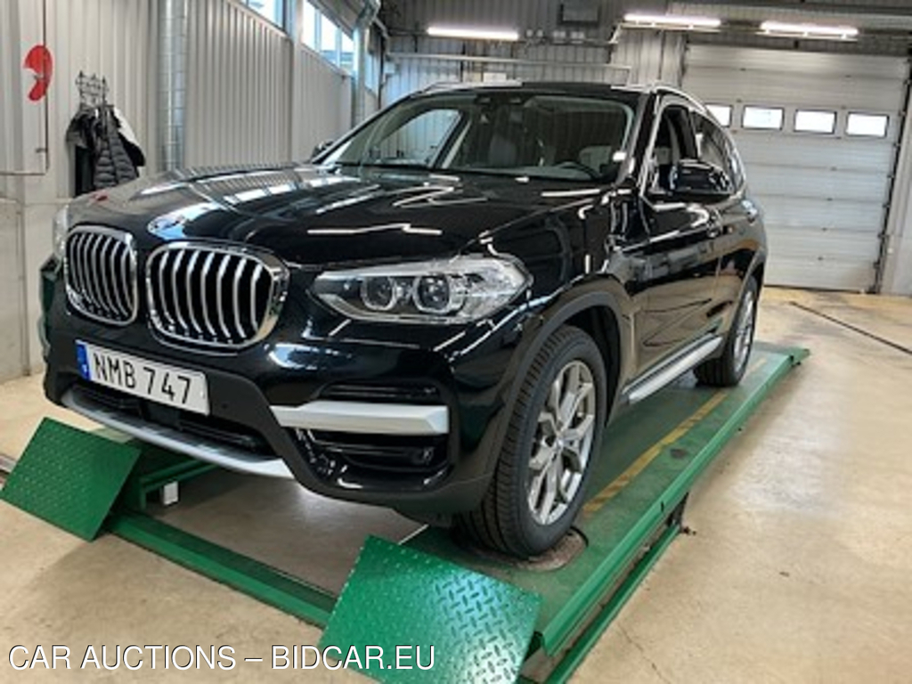 BMW X3 xDrive30e Panorama Adaptiv Fart