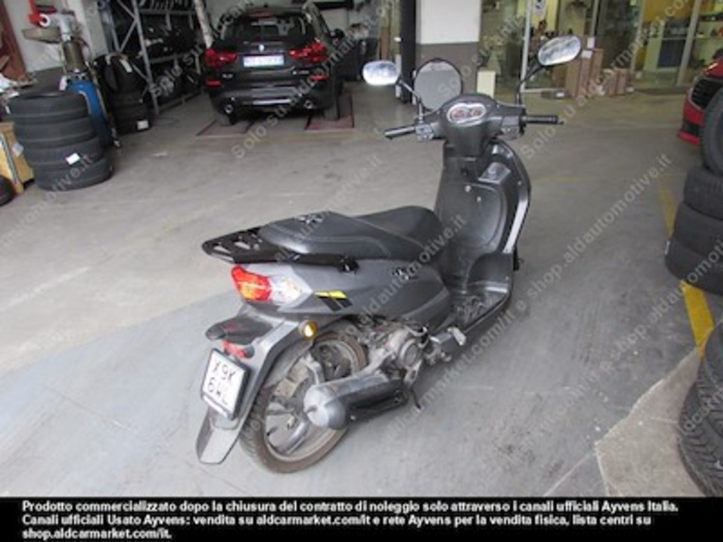 Peugeot tweet 50 GT scooter euro -