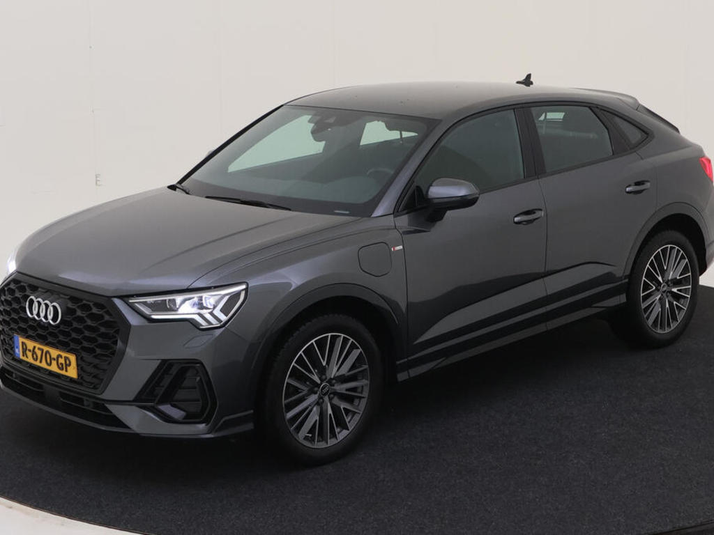 Audi Q3 sportback 45 TFSI PHEV 245PK S TRONIC S EDITION MATRIX PARK SONOS, 2021