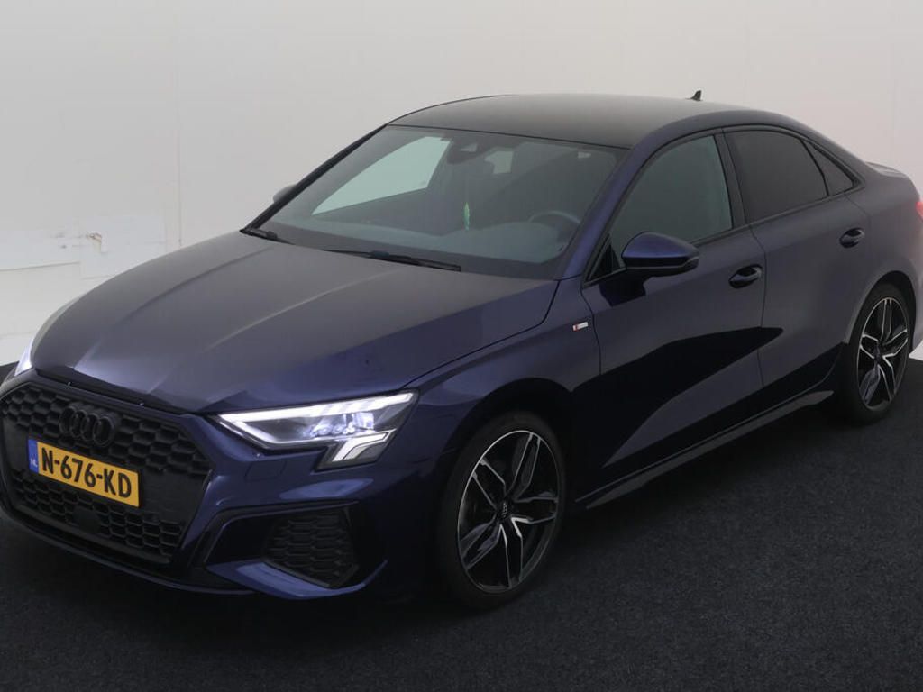 Audi A3 Limousine 30 TFSI 110PK S TRONIC S EDITION SOUND OPTIEK CAMERA, 2021