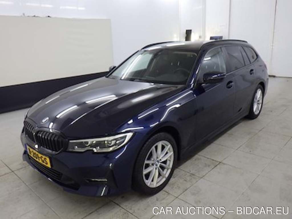 BMW 3 serie touring 318iA Business Edition Plus 5d