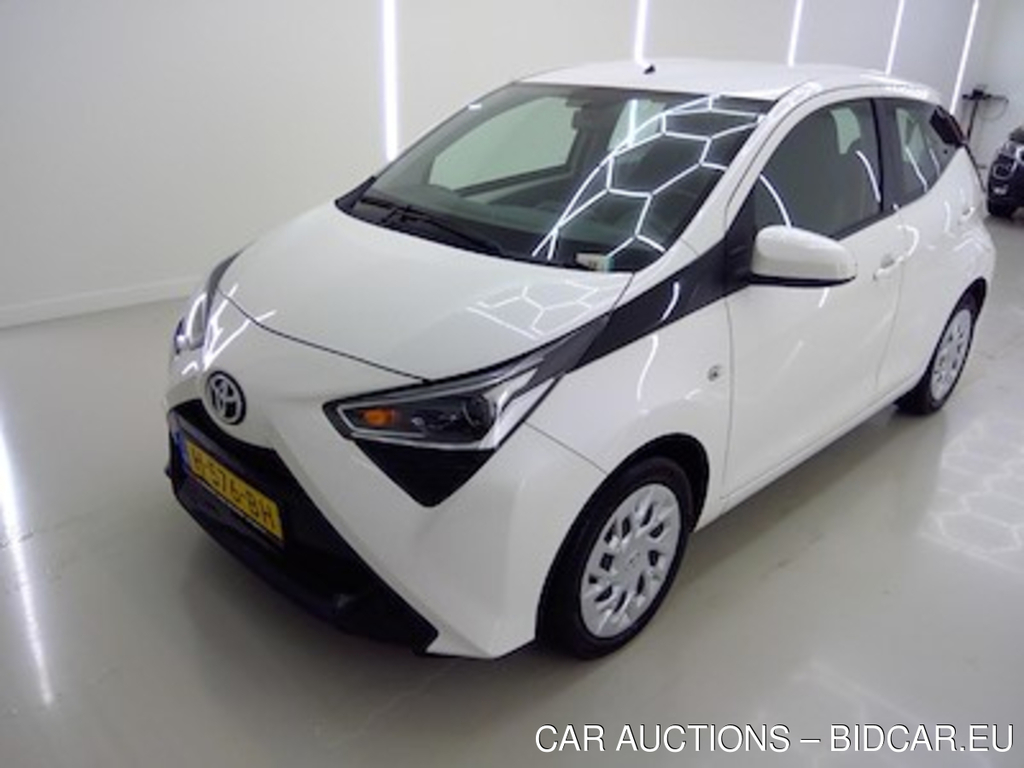 Toyota Aygo 1.0 VVT-i ActieAuto 5d x-play HPL