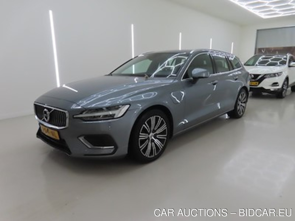 Volvo V60 Recharge T6 AWD Automaat Buss Pro 5d