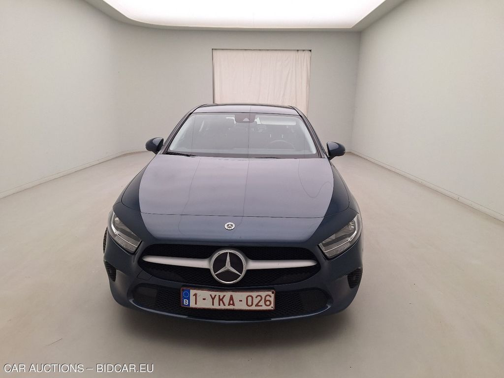 Mercedes A-klasse-lim-17 BERLINE 18. MERCEDES-BENZ A-KLASSE LIMOUSINE A 180 D DCT BUSIN, 2020
