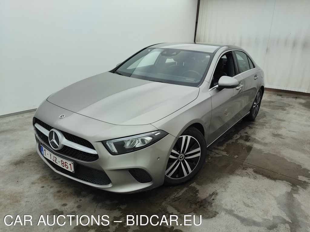 Mercedes A-klasse-lim-17 LIMOUSINE A 180D BUSINESS SOLUTION AUT. 4D, 2020
