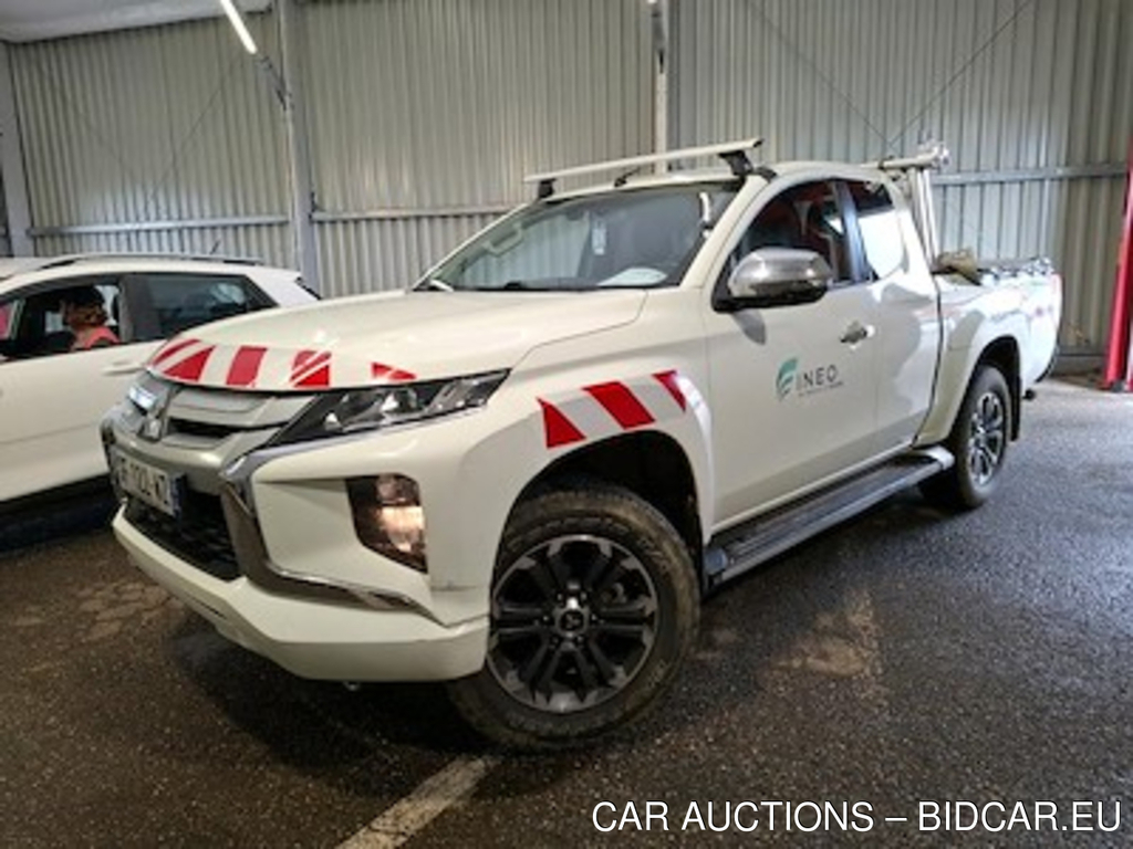 Mitsubishi L200 L200 2.2 DI-D 150ch Club Cab Instyle Navy