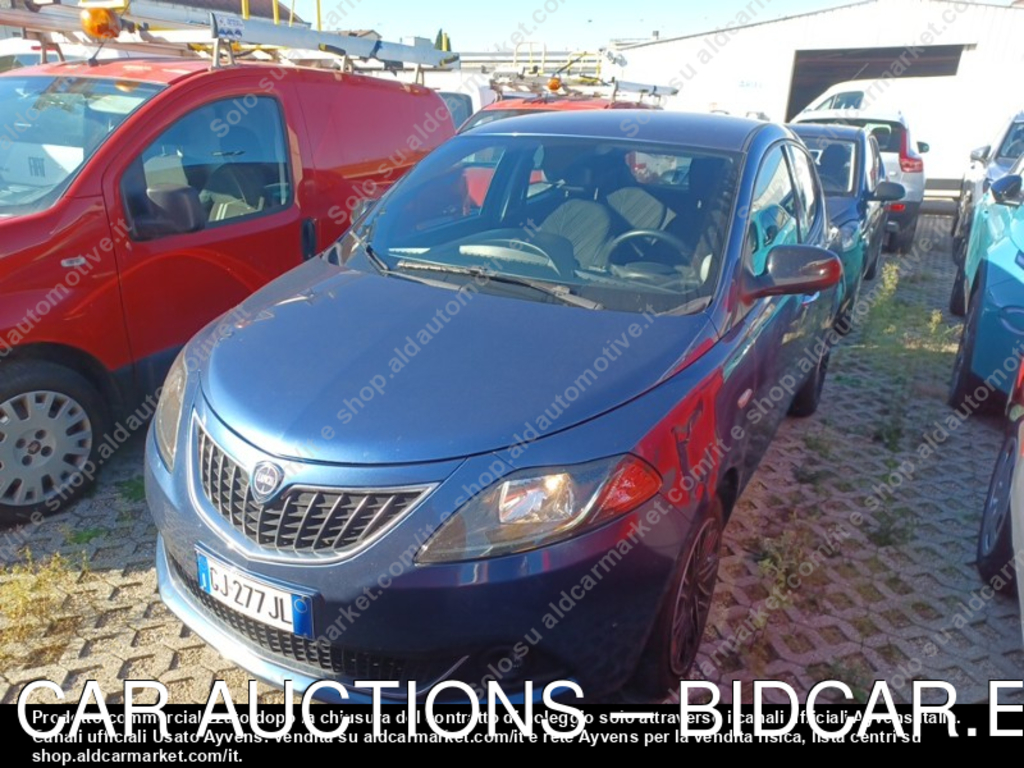 Lancia ypsilon ecochic 1.0 firefly 70cv -