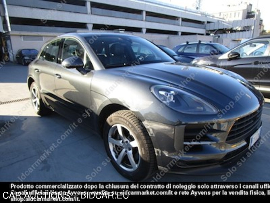Porsche macan 2.0 sport utility vehicle -