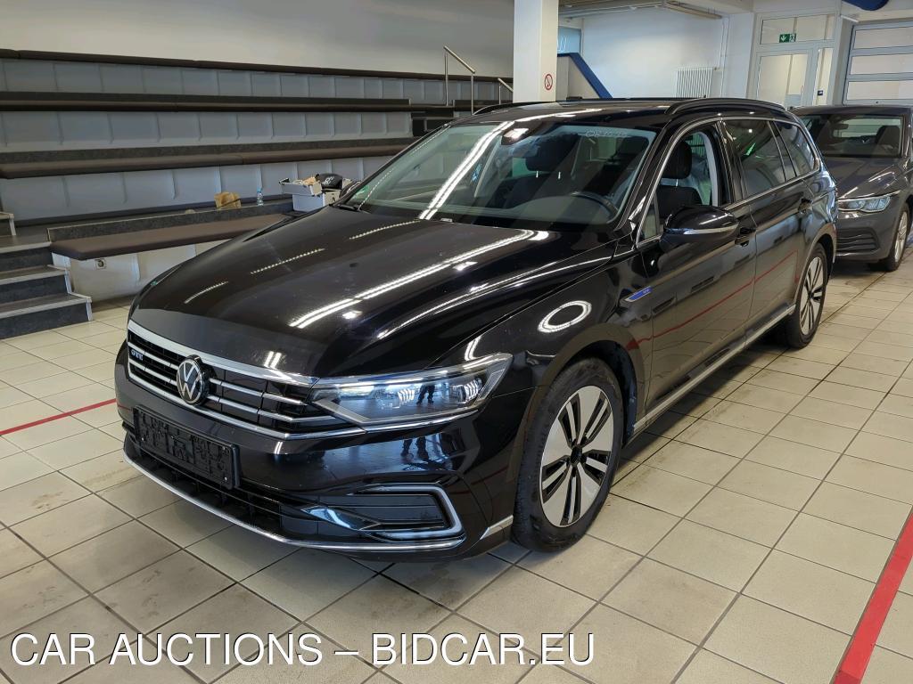 Volkswagen Passat VARIANT 1.4 TSI PLUG-IN-HYBRID DSG GTE, 2022