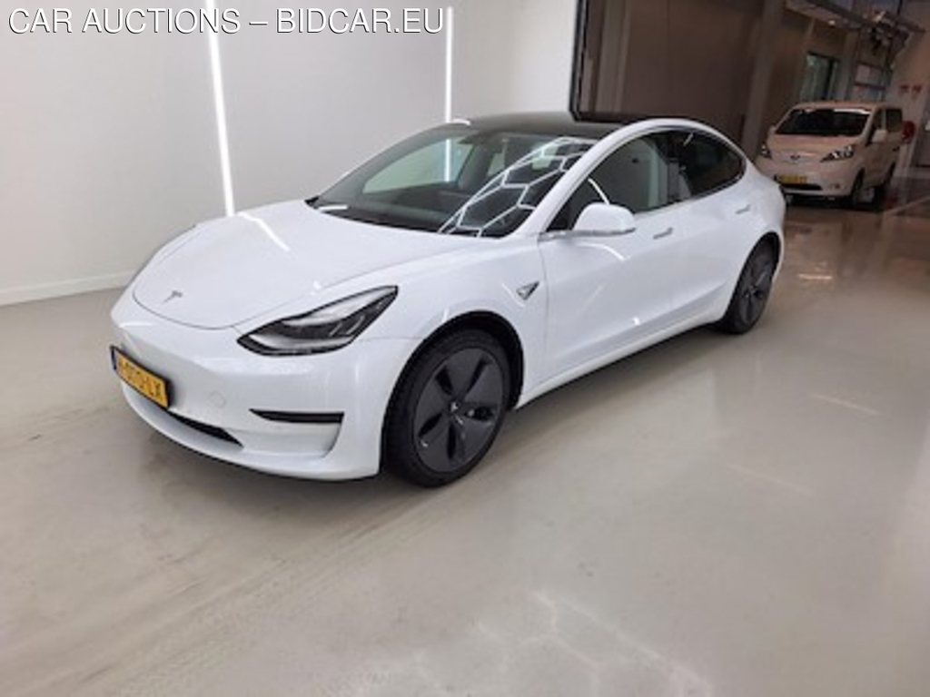 Tesla Model 3 Standard Range Plus RWD 4d