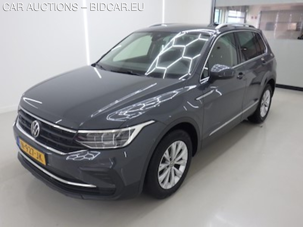 Volkswagen Tiguan 1.5 TSI 96kW Life Business 5d