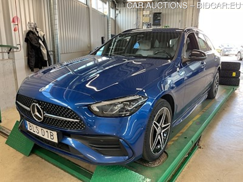 Mercedes-Benz C-Class 300 e T AMG-Line Nightpkt Drag Kamera