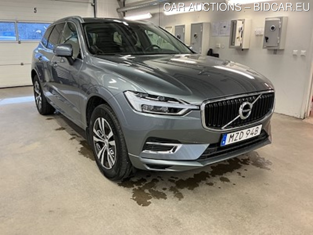 Volvo XC60 T8 AWD Momentum Advanced Edt VOC Drag Pano