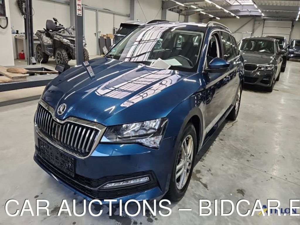 Skoda Superb COMBI 2.0 TDI DSG Ambition, 2022