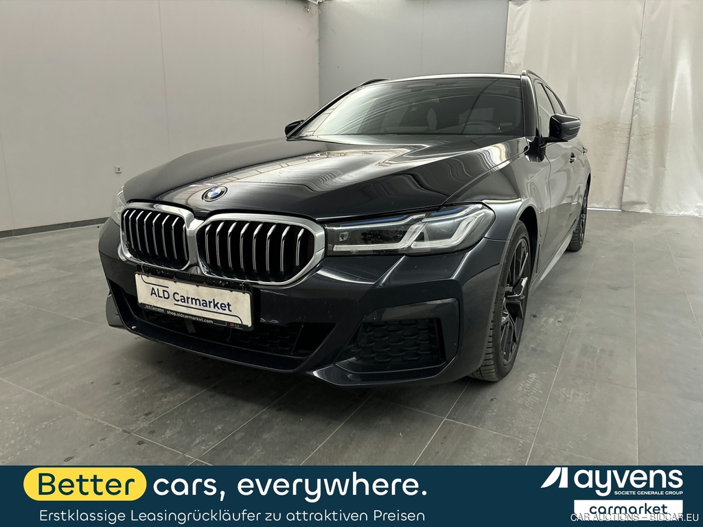 BMW 5er BMW 530d xDrive Touring Aut. Kombi, 5-turig, Automatik, 8-Gang
