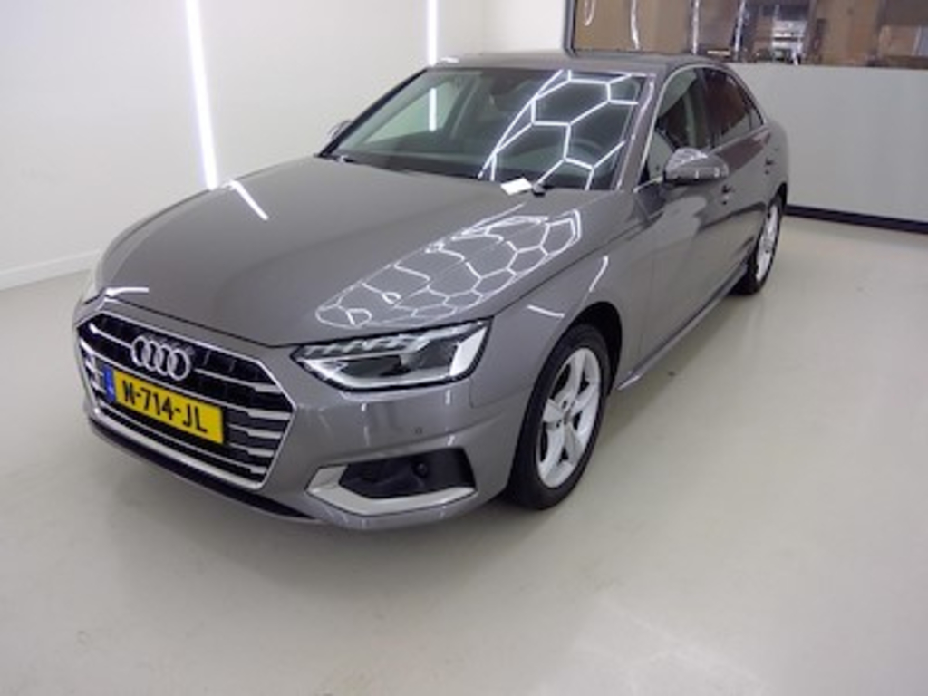 Audi A4 limousine 35 TFSI S tronic Business Edition