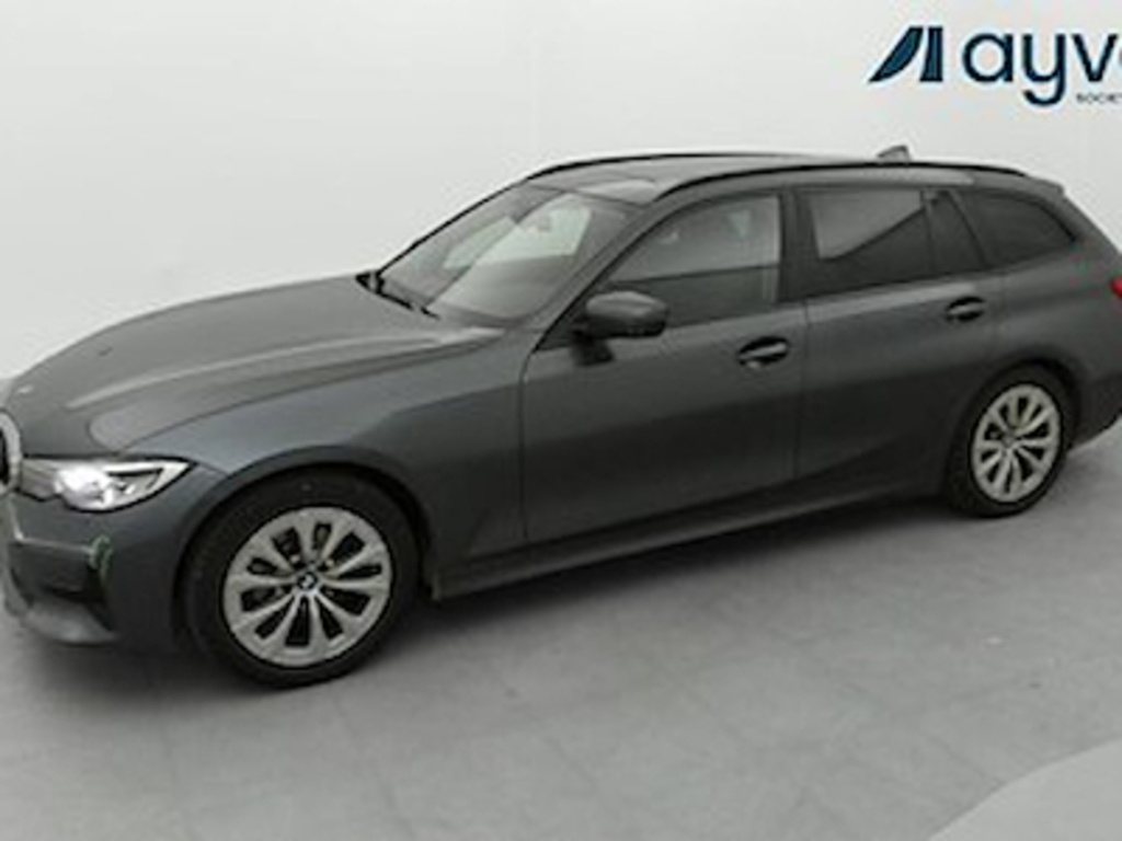 BMW 318d touring advantage 136 CV Business Pack Plus, Traval Pack, Toit Pano, Chauffage AUX, Attelage